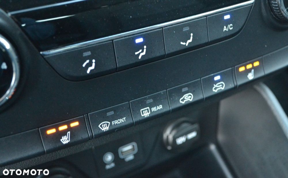 Hyundai Tucson blue 1.6 GDi 2WD Navi - 28