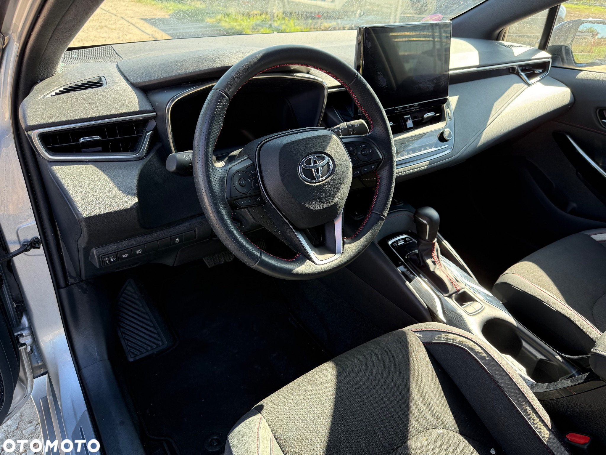 Toyota Corolla 1.8 Hybrid Business Edition - 17