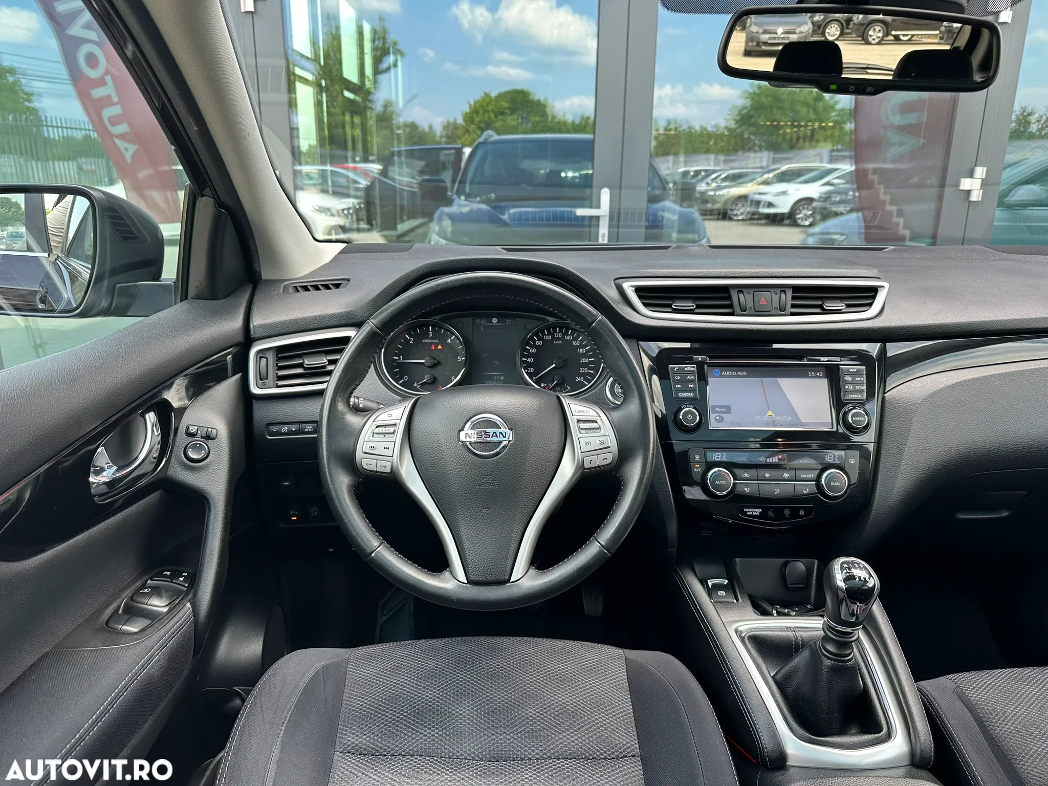 Nissan Qashqai 1.5 DCI TEKNA - 6