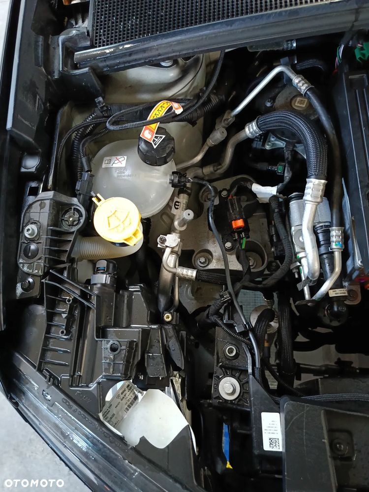 Jeep Avenger Longitude - 12