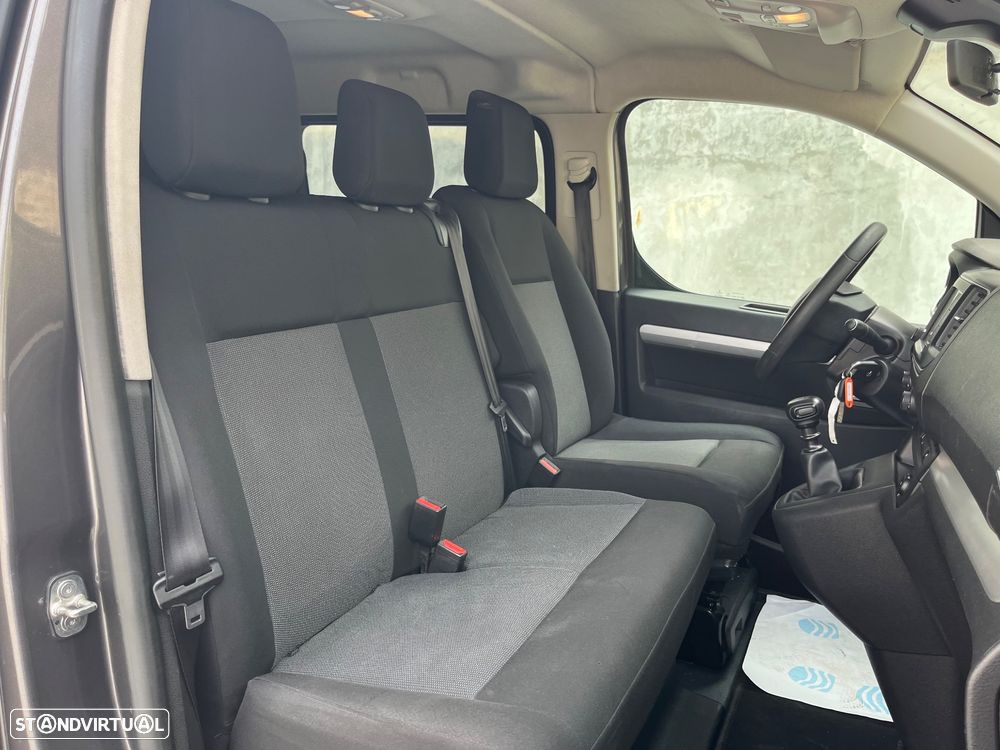 Opel Vivaro 2.0 CDTI 6 lugares Versão Longa - 29