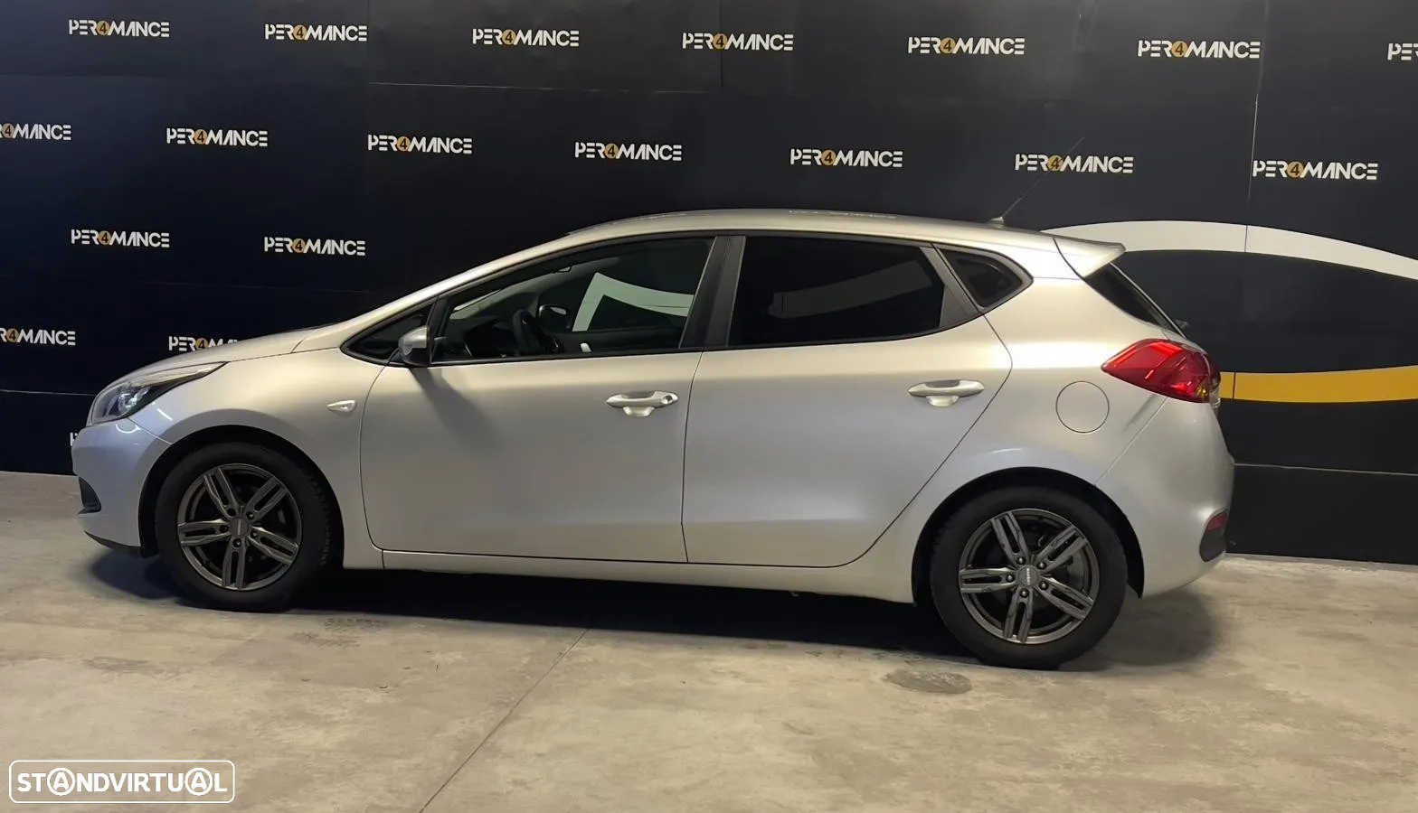 Kia Ceed 1.4 CRDi EX - 18