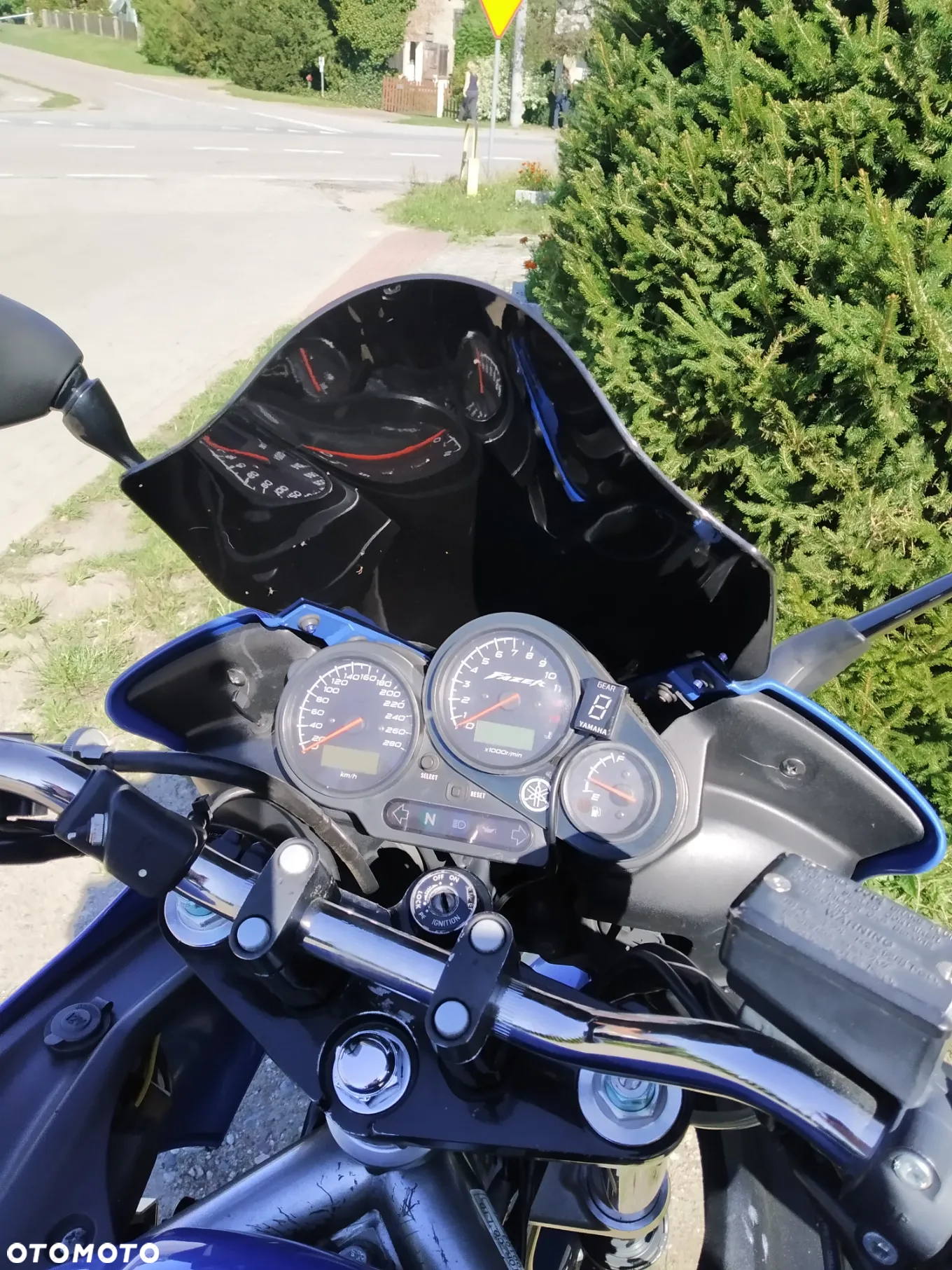 Yamaha FZS - 9