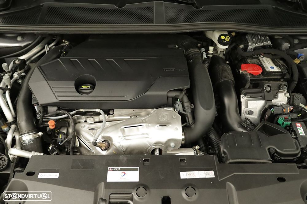 Peugeot 308 SW 1.6 Hybrid Allure e-EAT8 - 24