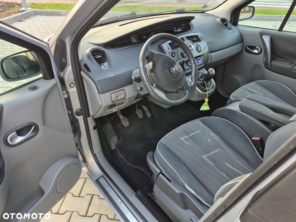 Renault Grand Scenic - 6