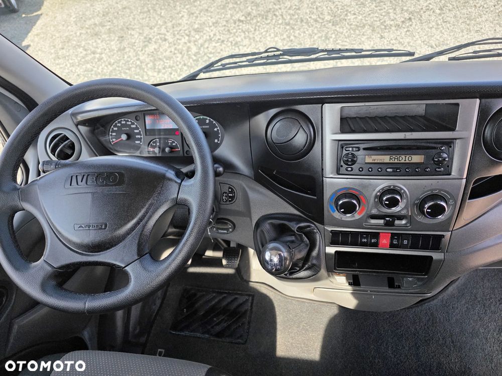 Iveco 35S13 2,3 HPI 130 KONNA SKRZYNIA 4,2M WEBASTO - 22