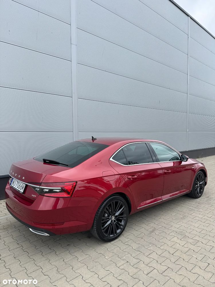 Skoda Superb 2.0 TDI SCR 4x4 L&K DSG - 10