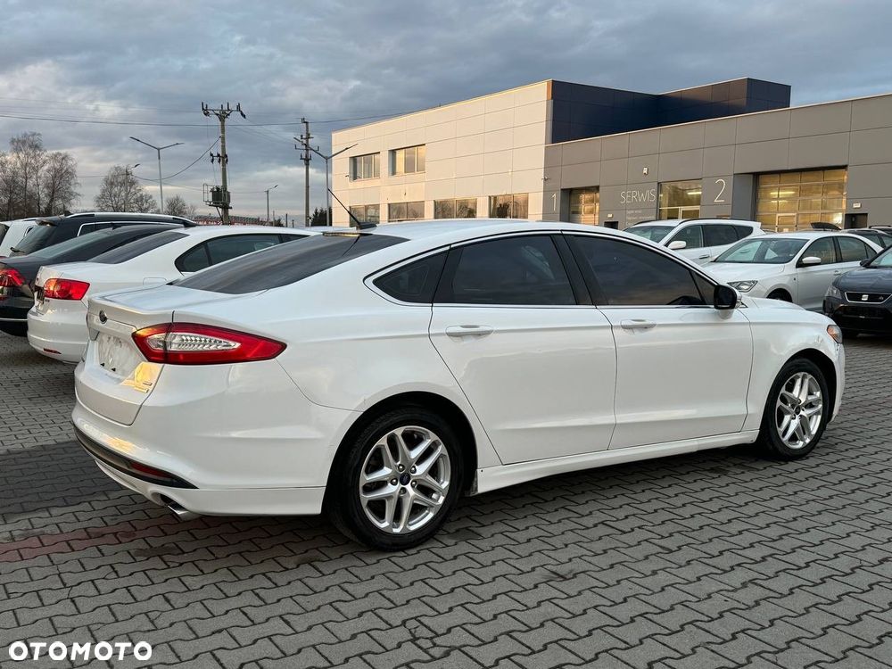 Ford Fusion 1.6 Style - 5