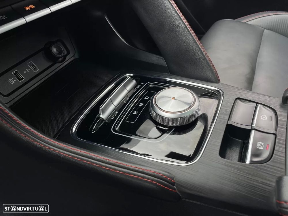MG ZS Luxury - 31