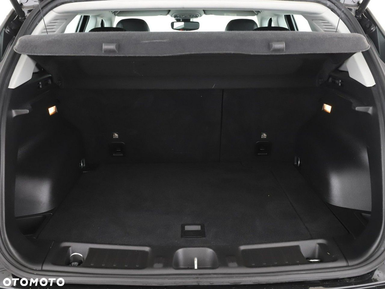 Jeep Compass 1.3 T-GDI 4xe PLUG-IN HYBRID Automatik Limited - 21