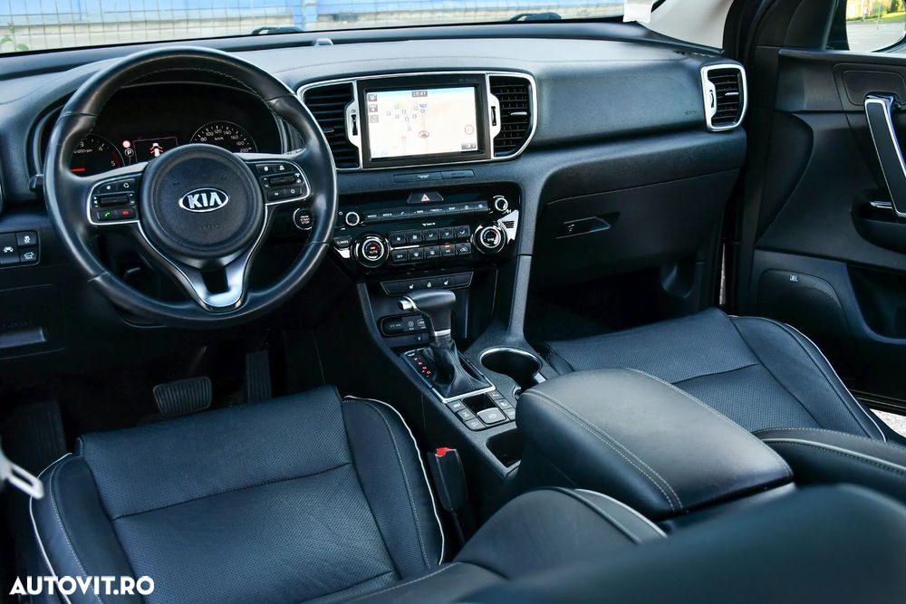 Kia Sportage 2,0 CRDI AWD Aut. Platinum - 2