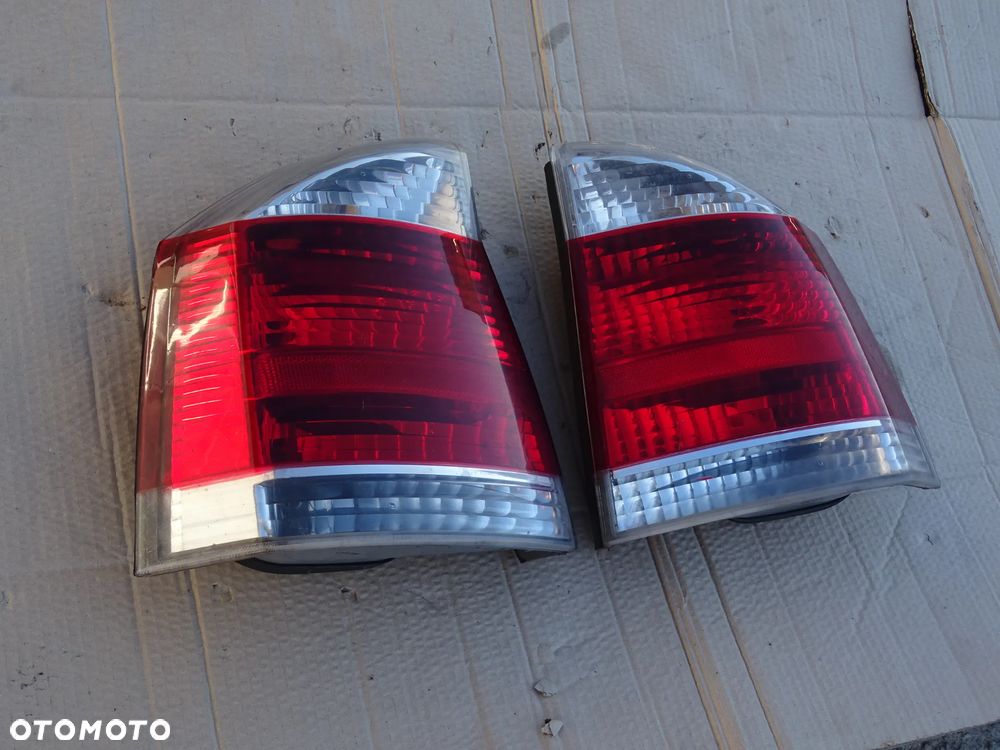 LAMPY TYŁ LAMPA TYLNA PRAWA LEWA OPEL VECTRA C HB SEDAN WKŁAD OPRAWKA WTYCZKA - 2