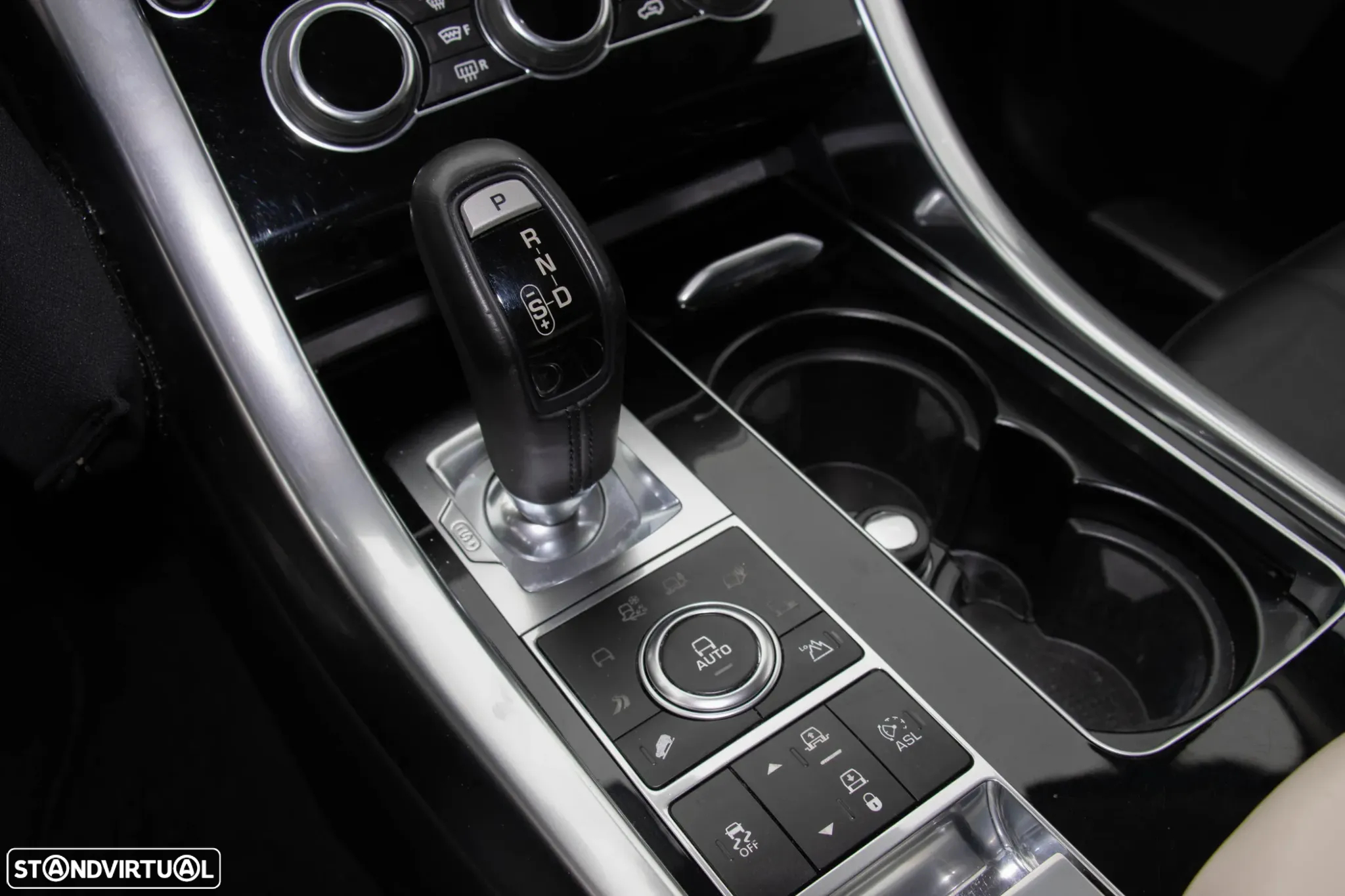 Land Rover Range Rover 4.4 SDV8 Autobiography - 29