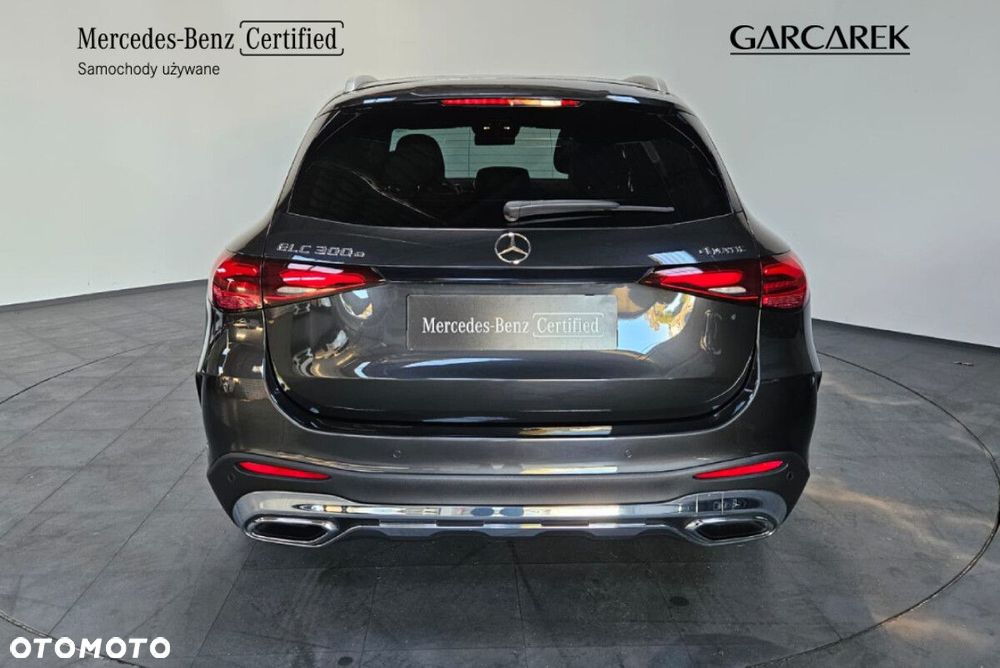 Mercedes-Benz GLC - 7
