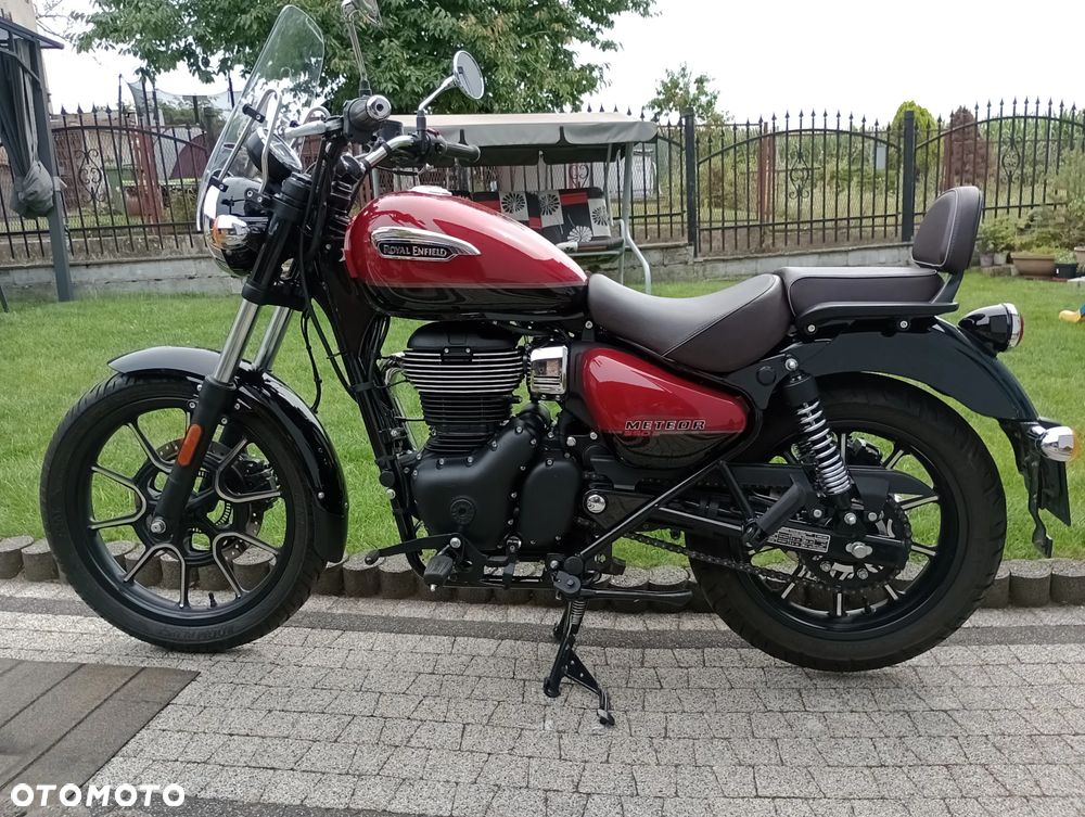 Royal Enfield Meteor - 3