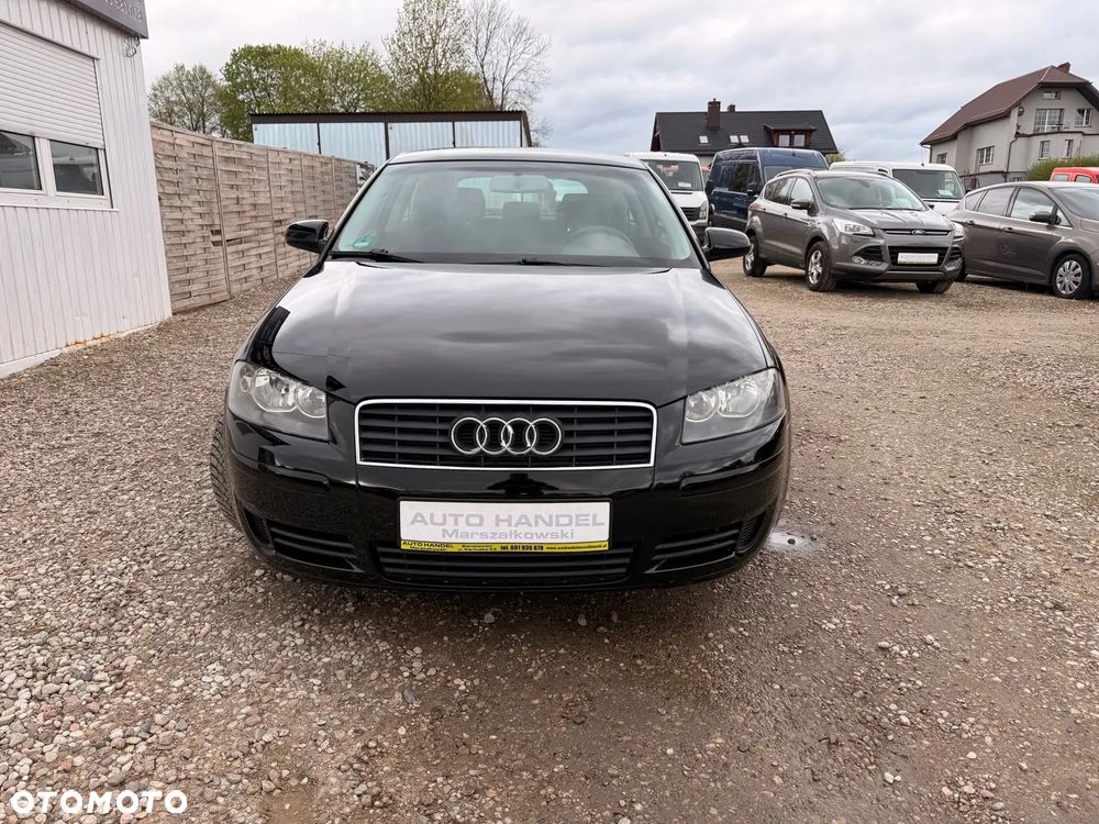Audi A3 3-drzwiowe 1.6 FSI S Line Sportpaket plus - 12