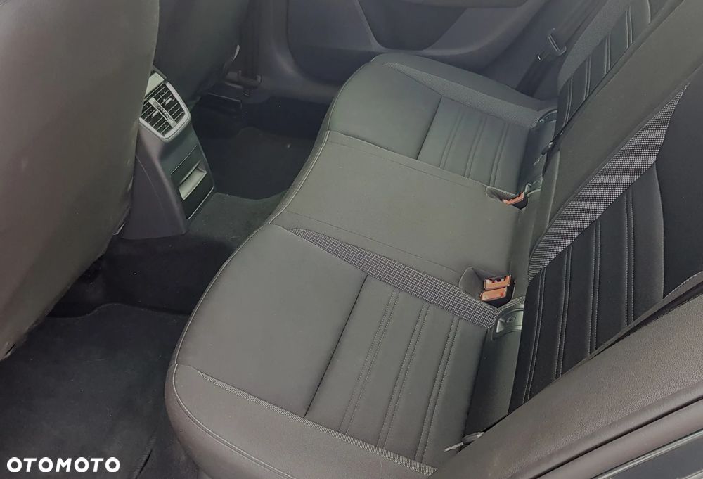 Skoda Octavia 2.0 TDI 4x4 DSG Style - 26