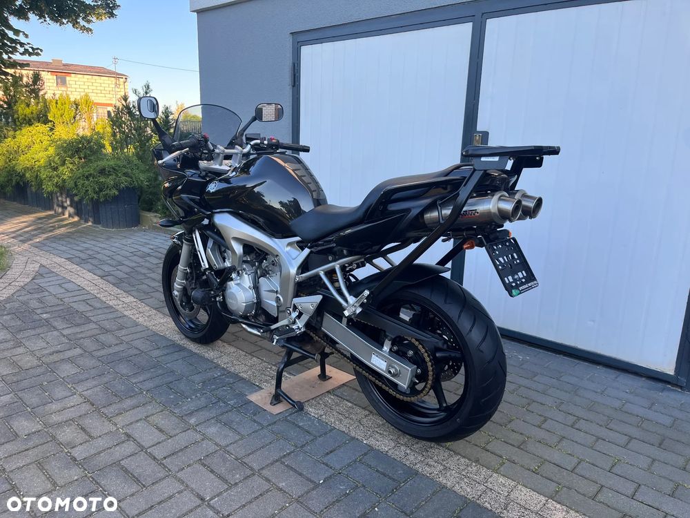 Yamaha FZ6 - 7