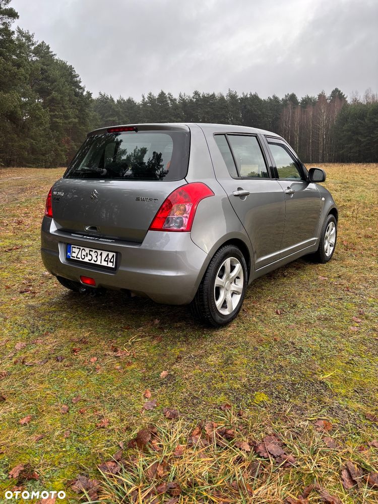 Suzuki Swift - 10