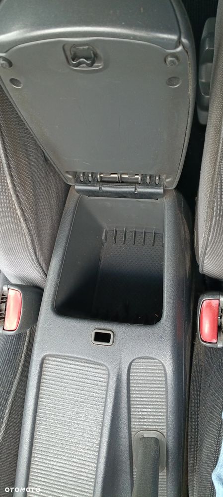 Volvo V40 1.8 - 30