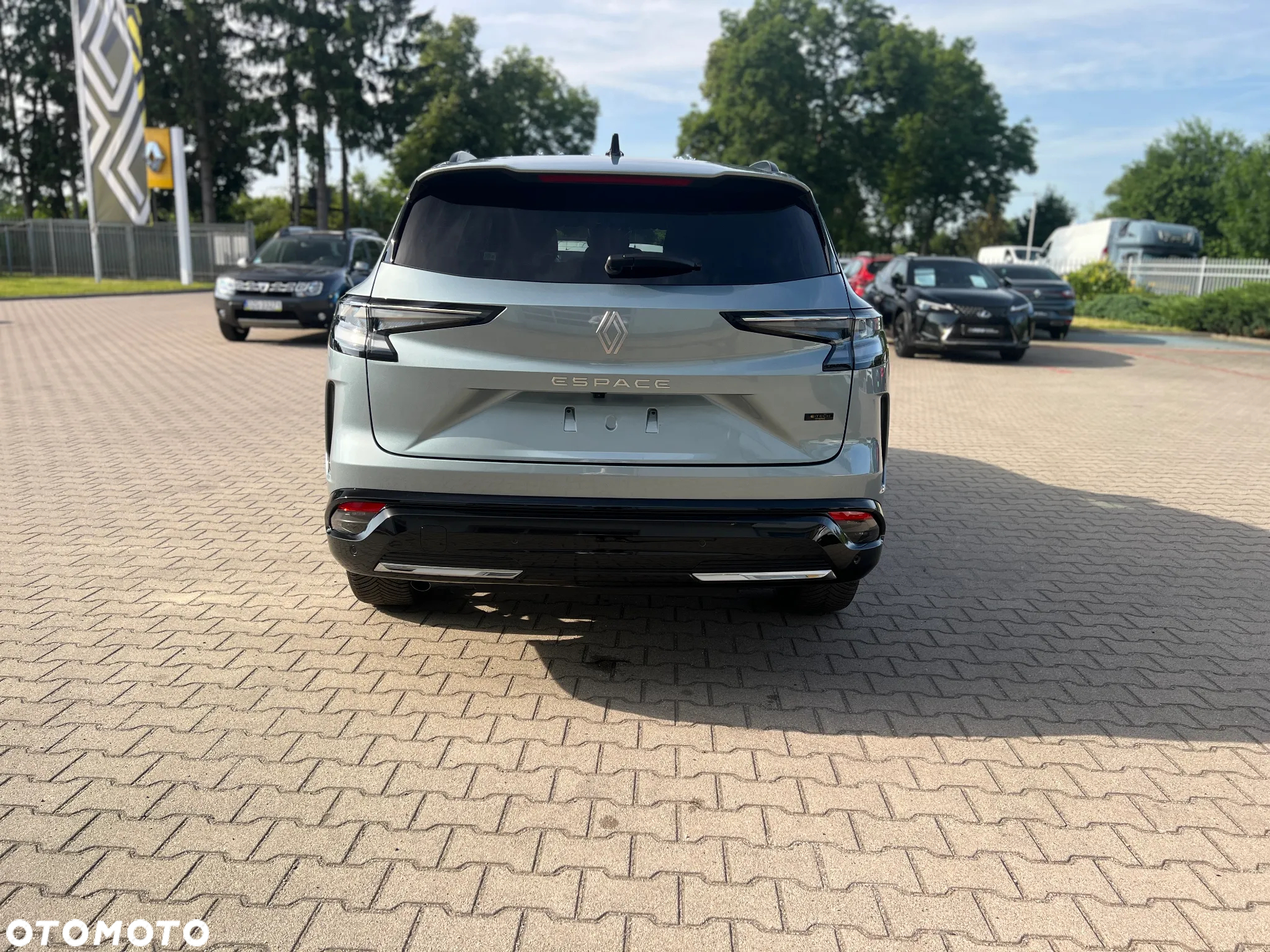 Renault Espace 1.2 E-Tech Full Hybrid 200 Iconic MMT 5os - 4