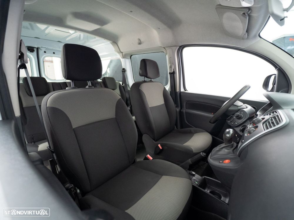 Renault Kangoo Z.E. 33 - 29