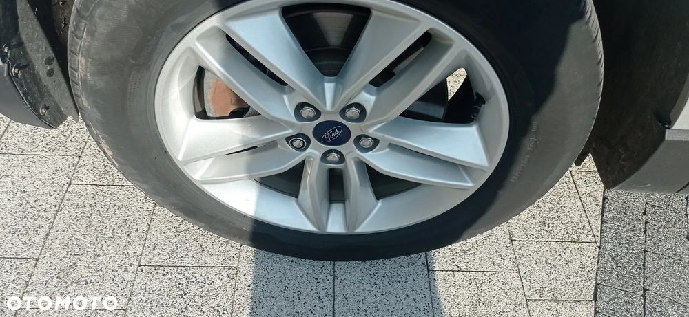 Ford Edge - 11