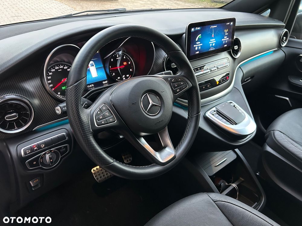 Mercedes-Benz Klasa V 300 d lang 4Matic 9G-TRONIC Avantgarde - 19
