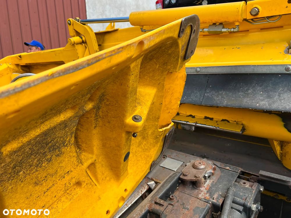 New Holland MF875W - 9