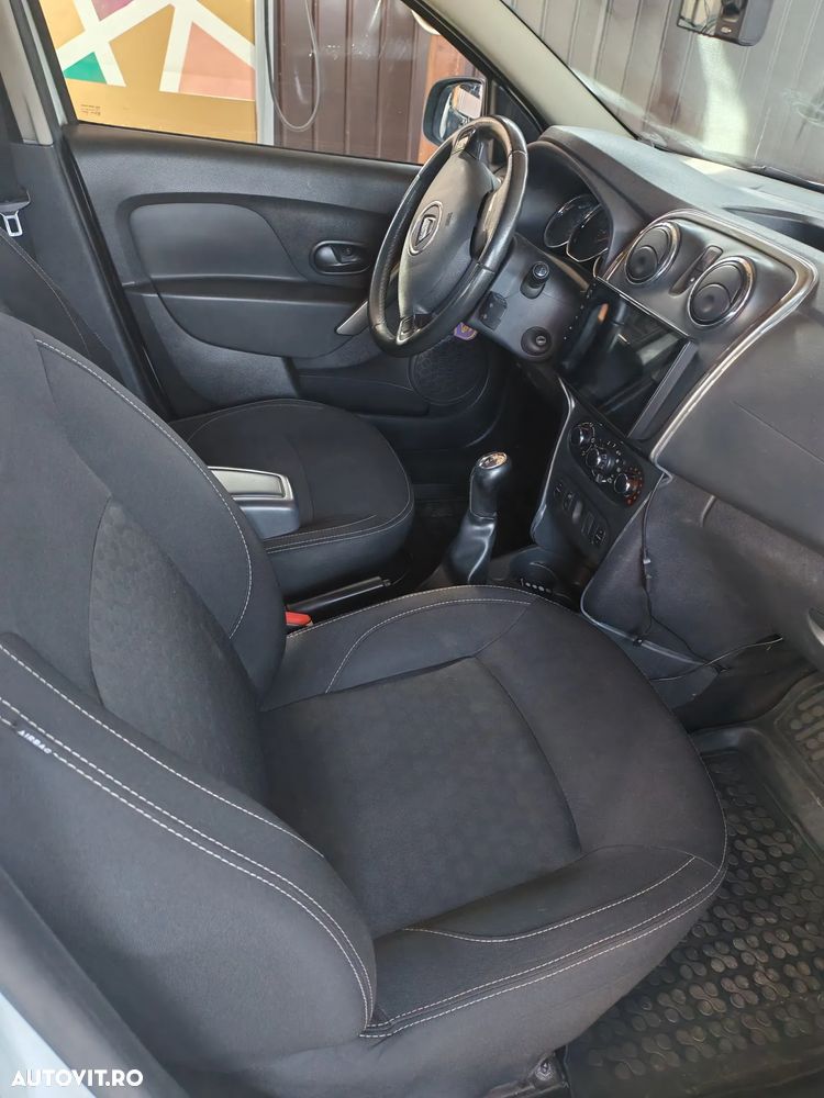 Dacia Logan 0.9 90CP Laureate - 5