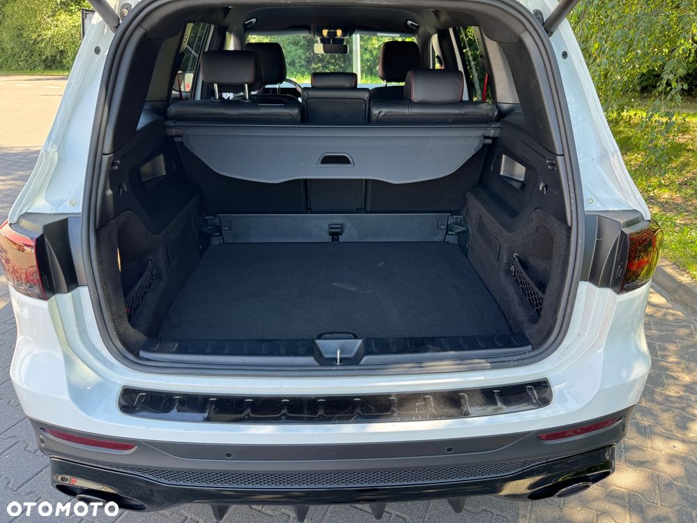 Mercedes-Benz GLB - 34