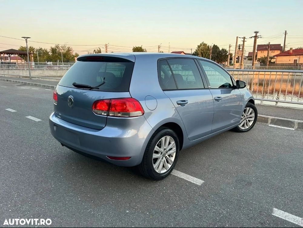 Volkswagen Golf 1.6 TDI BlueMotion Technology DPF Highline - 5