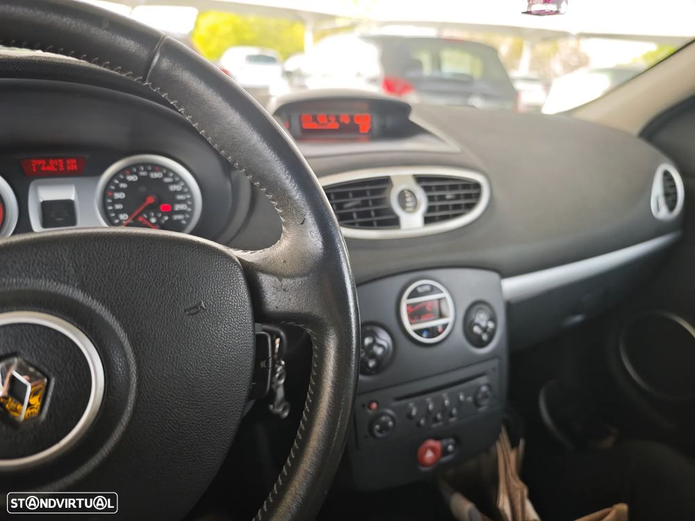 Renault Clio 1.5 dCi Dynamique S - 10