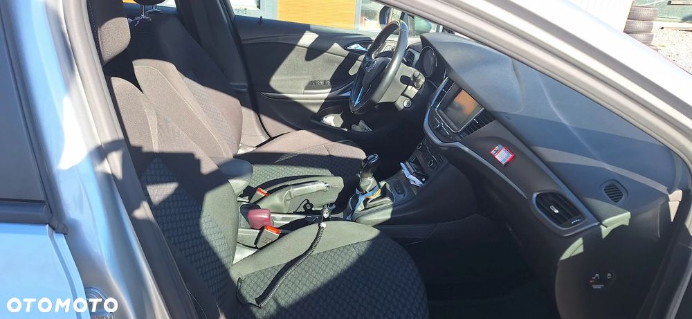 Opel Astra 1.6 CDTI Enjoy S&S - 12