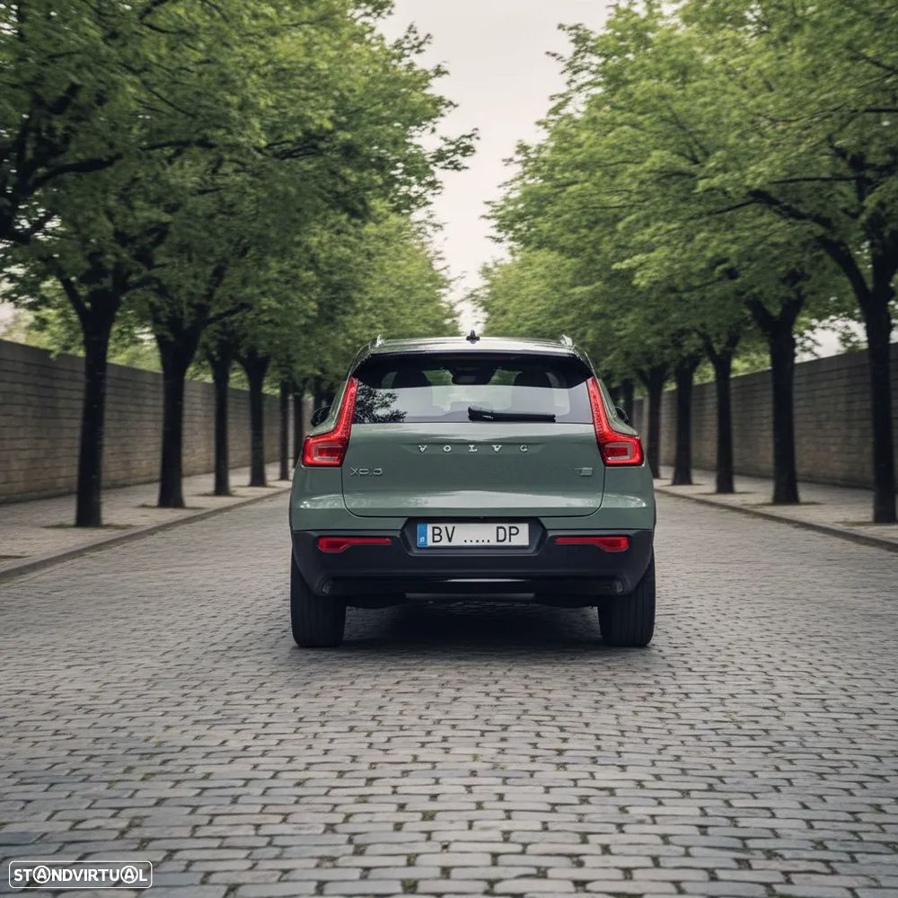 Volvo XC 40 P8 AWD Recharge RDesign - 4