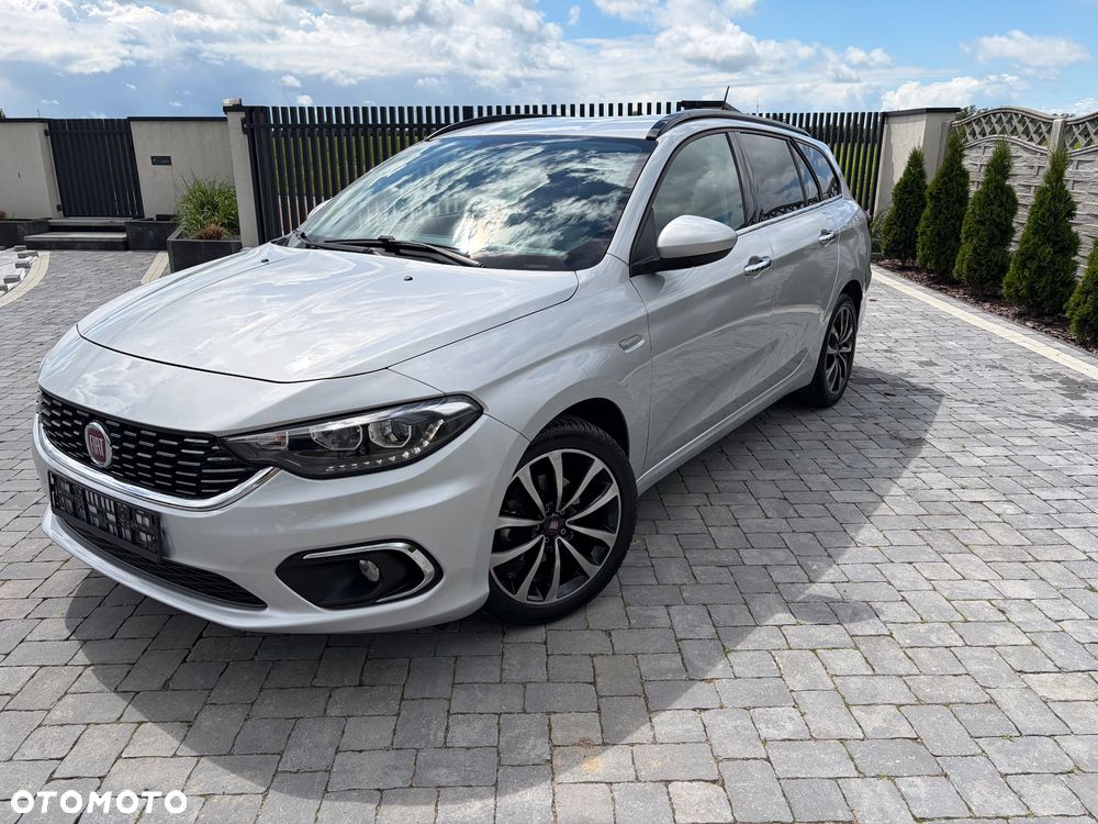 Fiat Tipo 1.4 T-Jet 16v Lounge - 2