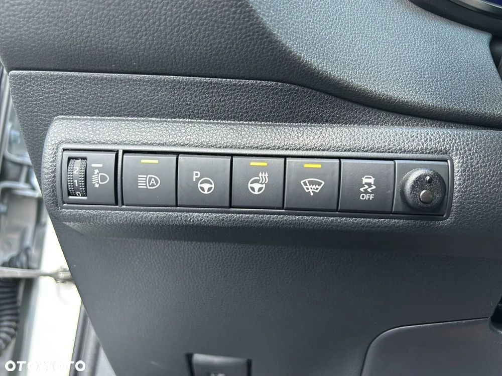 Toyota Corolla 2.0 Hybrid GR Sport - 21