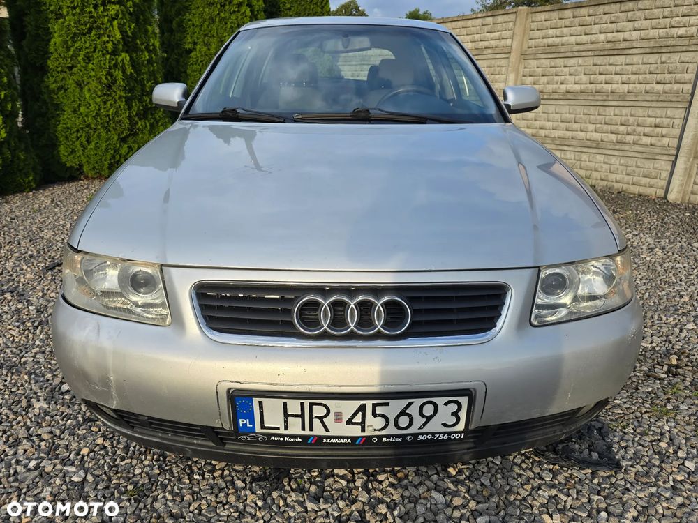 Audi A3 1.6 Ambiente - 2