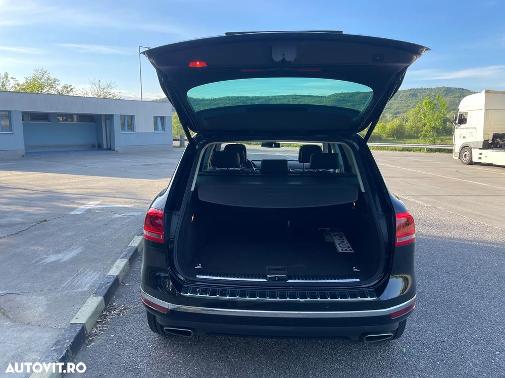 Volkswagen Touareg 3.0 V6 TDI BMT - 16