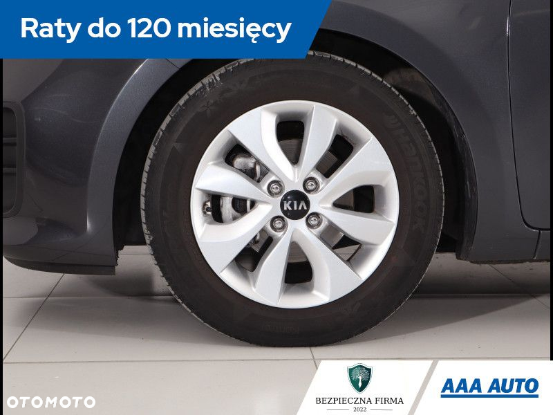Kia Rio - 15