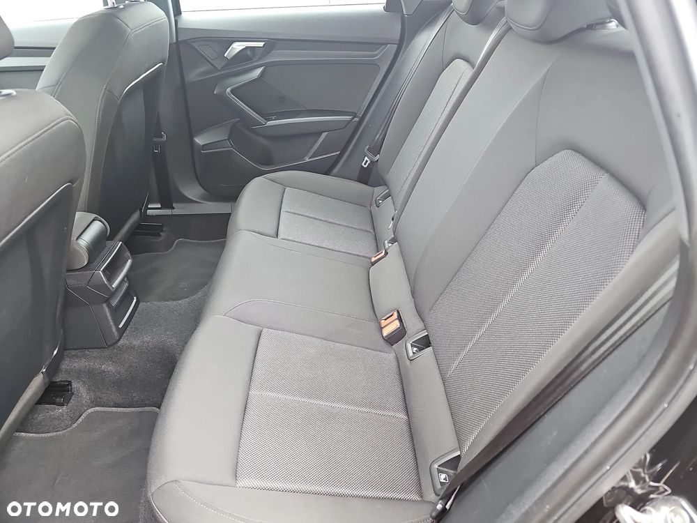 Audi A3 Sportback 30 TDI - 12