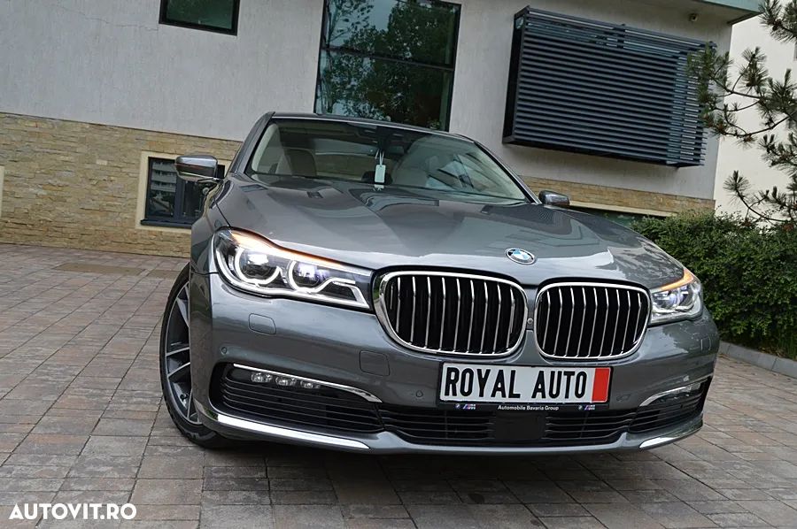 BMW Seria 7 730d xDrive - 13