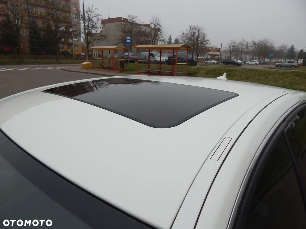 Mercedes-Benz Klasa E 350 7G-TRONIC Avantgarde BusinessEDITION - 25