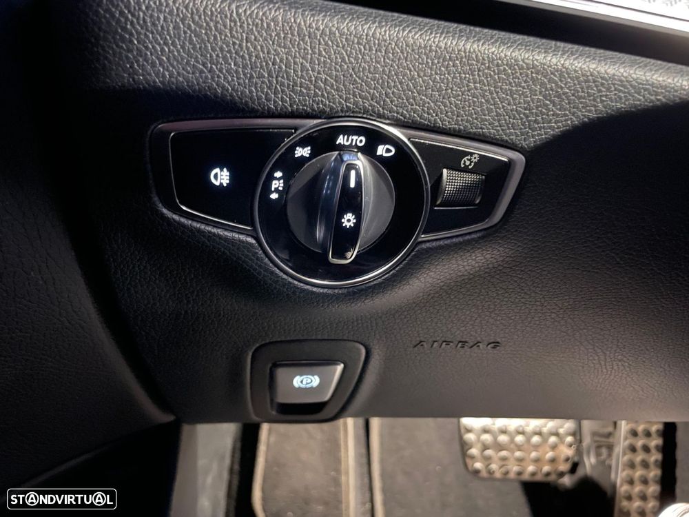 Mercedes-Benz E 300 de Avantgarde - 19