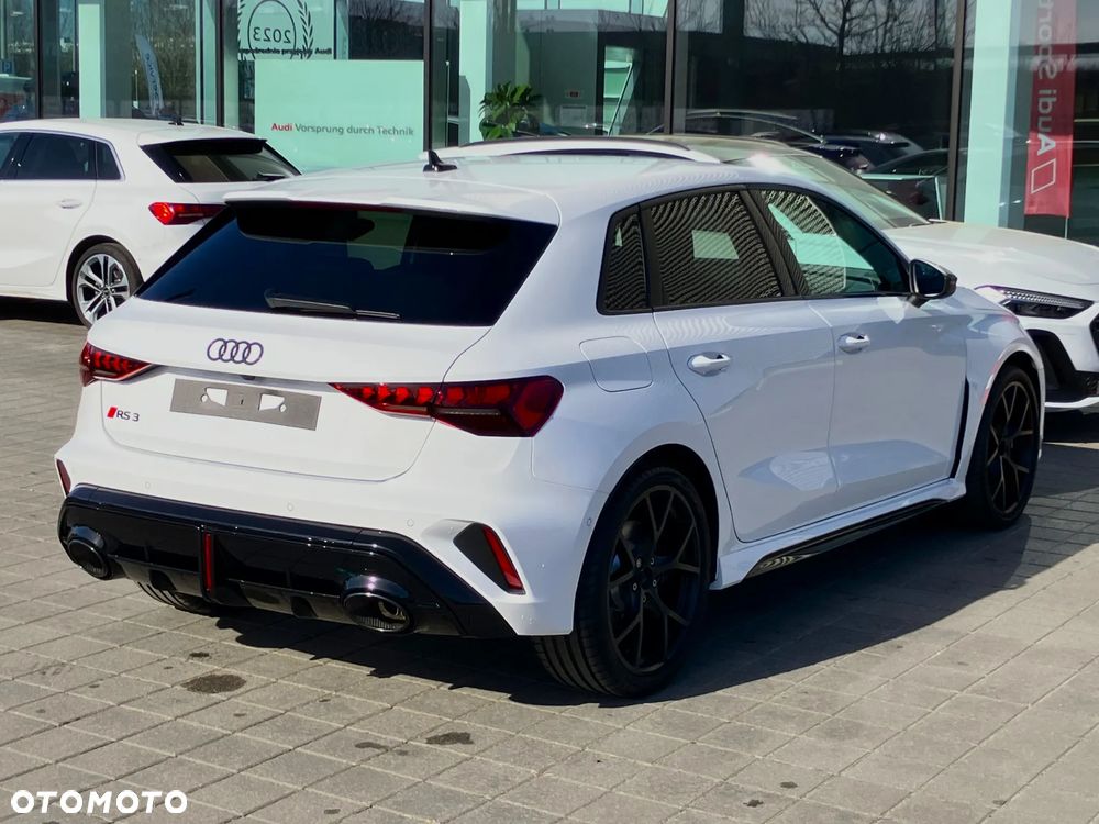 Audi RS3 Sportback - 11