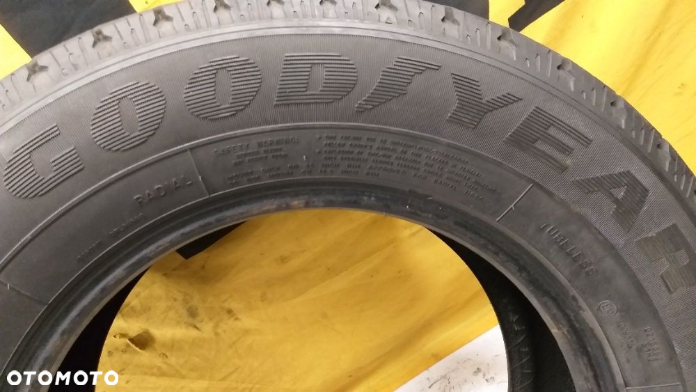 851 sztuka 235/65R16C GoodYear Vector dot.1714r. - 4