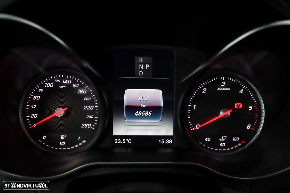 Mercedes-Benz GLC 250 d AMG Line 4-Matic - 25