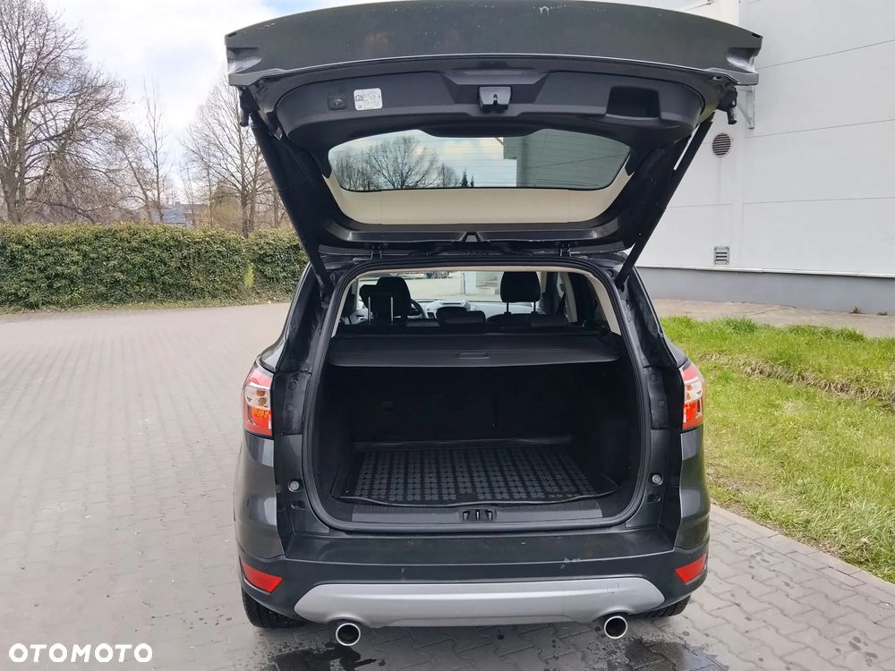 Ford Kuga 1.5 TDCi FWD Titanium - 18