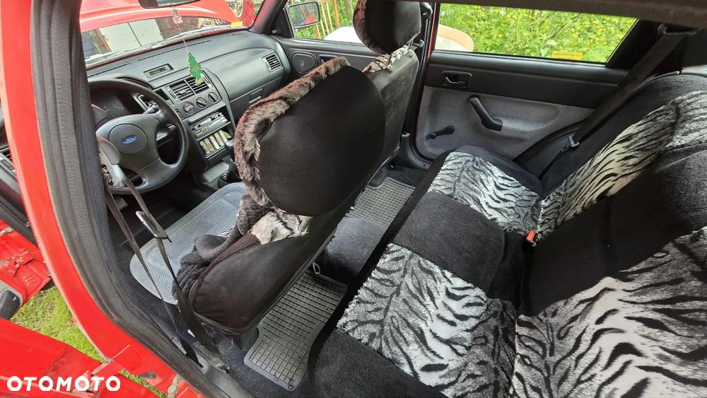 Ford Escort 1.3 CL - 5