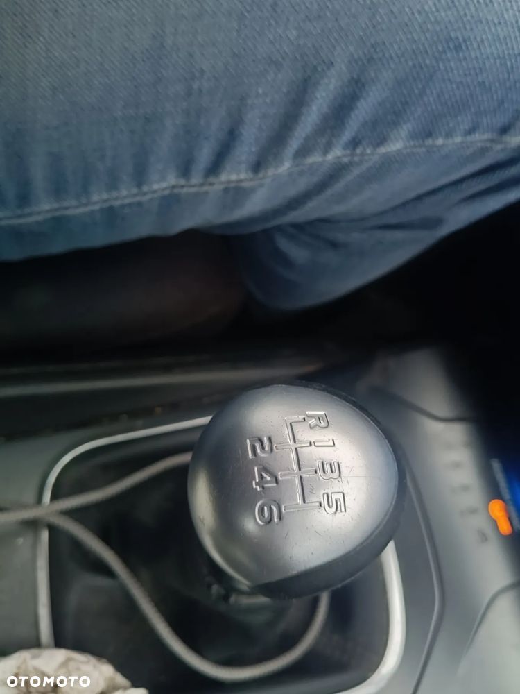 Toyota Avensis 2.0 D-4D Active Business - 21